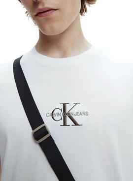 T-Shirt Calvin Klein New Iconic Essential Bianco Per Uomo
