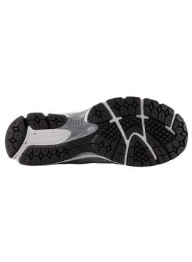 Sneakers New Balance 2002R Grigio per Uomo