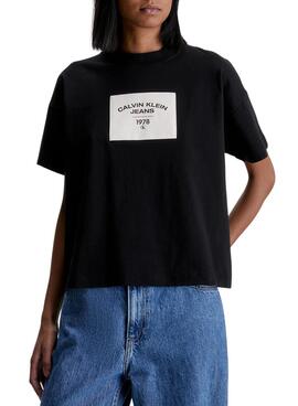 T-Shirt Calvin Klein Patch Nero per Donna