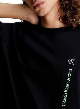 T-Shirt Calvin Klein Vertical Institutional Nero