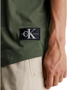 T-Shirt Calvin Klein Jeans Badge Girare Verde