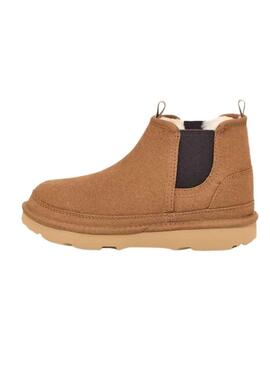 Stivali UGG Neumel Chelsea Chestnut per bambini.