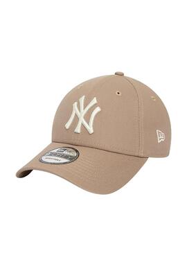 Cappello New Era New York Yankees League 9FORTY Beige.