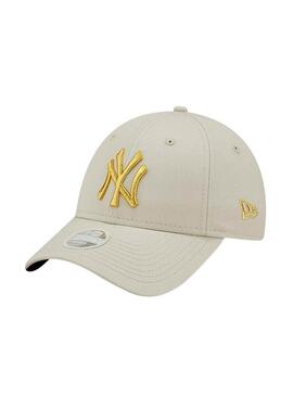 Cappello New Era Metallic Logo beige e dorato per donna e uomo