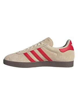 Sneakers Adidas Gazelle beige per uomo.