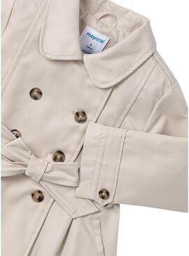 Trench Mayoral beige con cinturón para niña