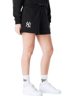 Pantaloni corti New Era New York Yankees Essential neri per donna
