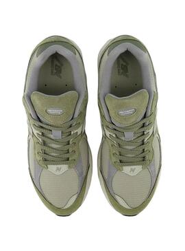 Scarpe New Balance U2002R CA verde per uomo