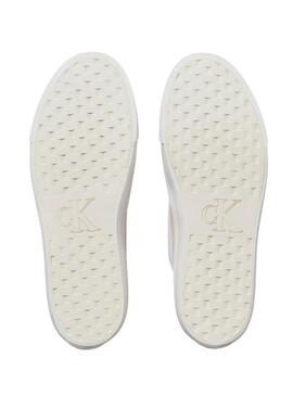 Sneakers Calvin Klein in tela con suola bianca per donna.