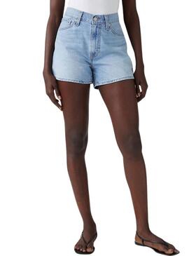 Pantaloni corti Levis anni '80 Mom in denim chiaro per donna