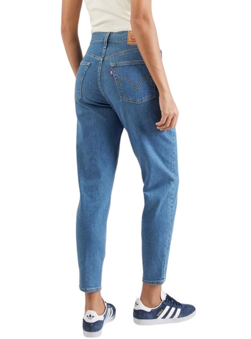 Pantaloni in denim Levis Mom Jean per donna.