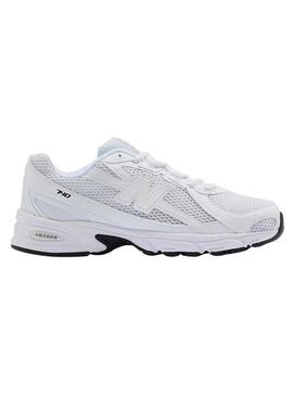 Scarpe da ginnastica New Balance U740 bianche per donna.