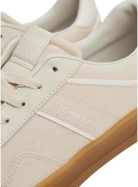 Scarpe Tommy Jeans Greenwich in tessuto beige per donna.