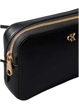 Borsa Calvin Klein a tracolla con logo monogramma nero per donna.