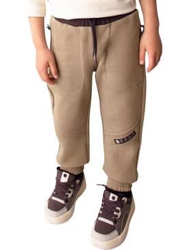 Pantaloni sportivi Mayoral active color tostato per bambini.