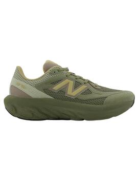 Scarpe New Balance 800 verdi per uomo.