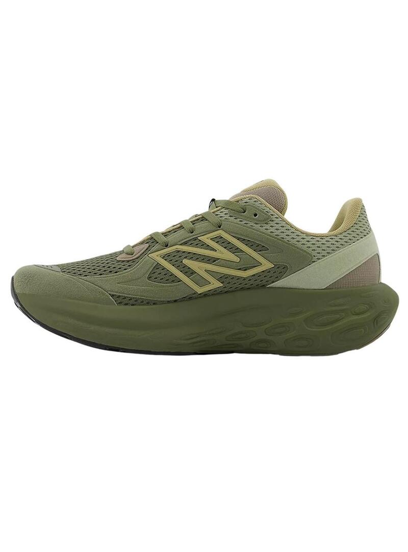 Scarpe New Balance 800 verdi per uomo.