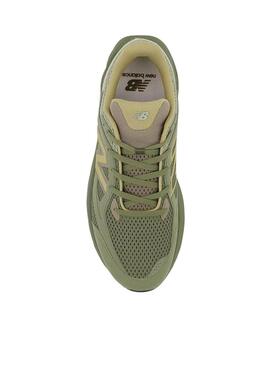 Scarpe New Balance 800 verdi per uomo.