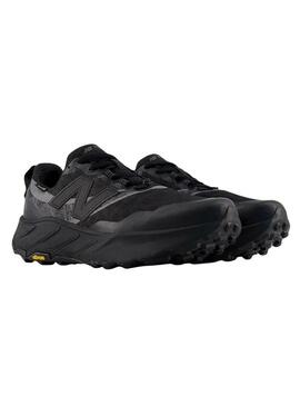 Scarpe da corsa New Balance Fresh Foam X Hierro v9 turchese per uomo.