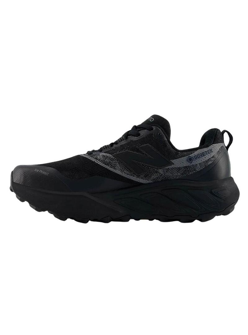 Scarpe da corsa New Balance Fresh Foam X Hierro v9 turchese per uomo.
