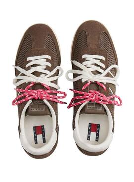 Scarpe Tommy Jeans marroni a doppio cordoncino per donna.