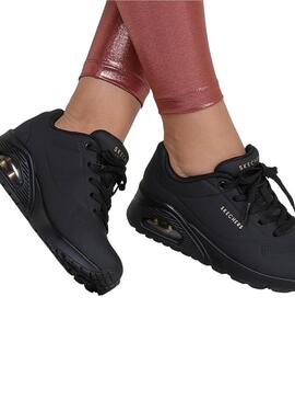 Scarpe Skechers Uno nere da donna.