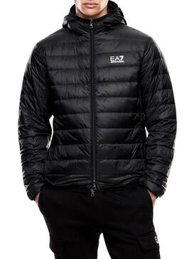 Giacca Emporio Armani EA7 trapuntata nera per uomo.