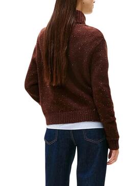 Maglione Tommy Jeans collo alto marrone per donna