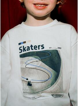 Set 2 magliette Mayoral skate bianco e blu marino per bambino.