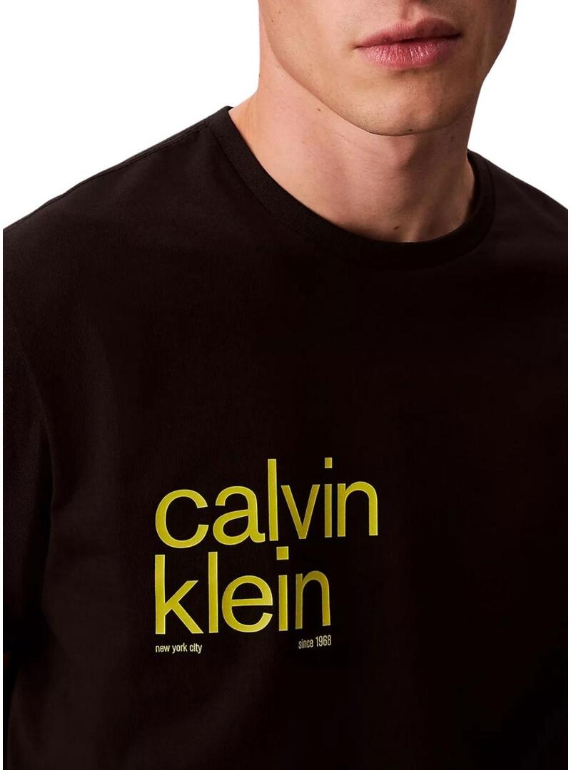Maglietta Calvin Klein cerchio nero per uomo.