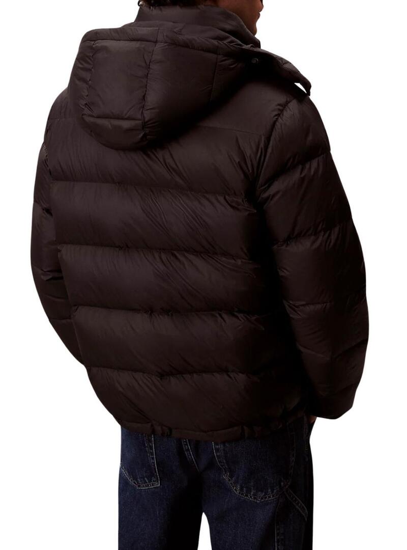 Giacca in piumino Calvin Klein con cappuccio nera per uomo.