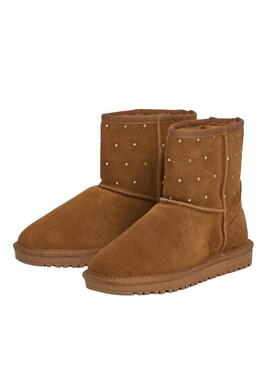 Stivali da donna Pepe Jeans Diss West in camoscio con borchie color cammello.