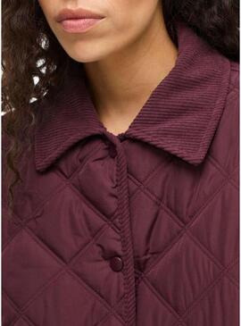 Cappotto trapuntato Vila. Modello Viquila bordeaux per donna.