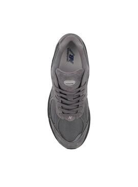 Sneakers New Balance U2002R viola e nere per uomo