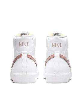 Sneakers Nike Blazer Mid 77 bianche e rosa per donna