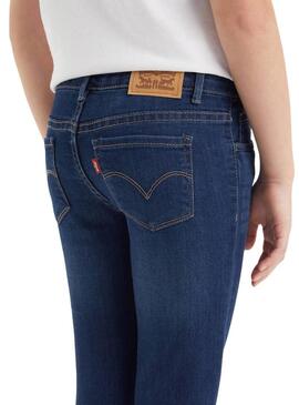 Jeans Levis 710 super skinny per ragazze.