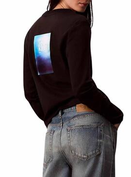 Maglietta Calvin Klein Jeans Satin Ombre Graphic nera per donna