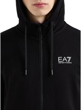 Giacca Emporio Armani EA7 nera con cappuccio e zip per uomo.