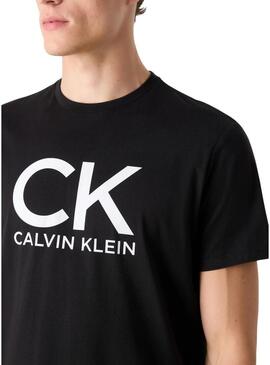 Maglietta Calvin Klein Graphic nera per uomo.