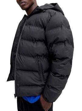 Giacca trapuntata Jack and Jones Elements nera per uomo.