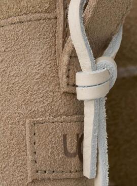Stivali UGG Classic Ultra Mini Biarritz beige per donna.