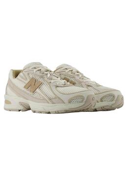 Scarpe New Balance U740 beige per donna.
