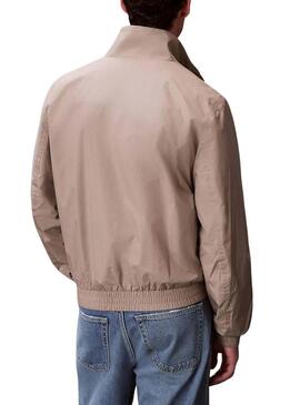 Giacca Calvin Klein Jeans Harrington beige per uomo.