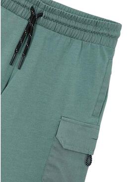 Bermuda Mayoral verde combinata per bambino.