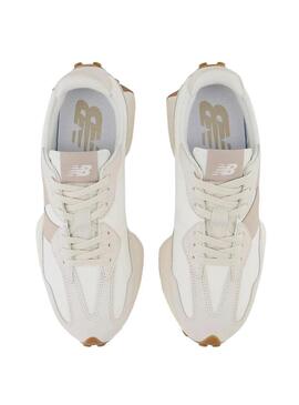 Scarpe New Balance U327 beige per donna.