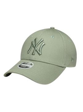 Berretto New Era MLB League Essential New York Yankees 9FORTY verde per donna.