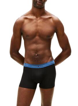 Confezione da 3 boxer Tommy Hilfiger Trunk Signature neri con cintura multi per uomo.