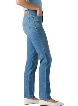 Pantaloni in denim Levis 312 Shaping Slim lavati blu per donna