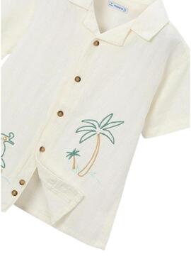 Camicia Mayoral beige ricamata per bambino