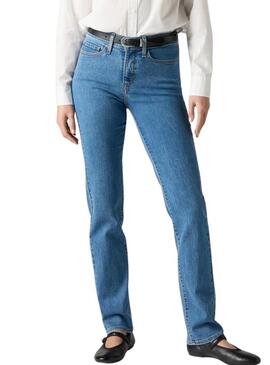 Jeans Levis 314 Shaping Straight blu per donna.